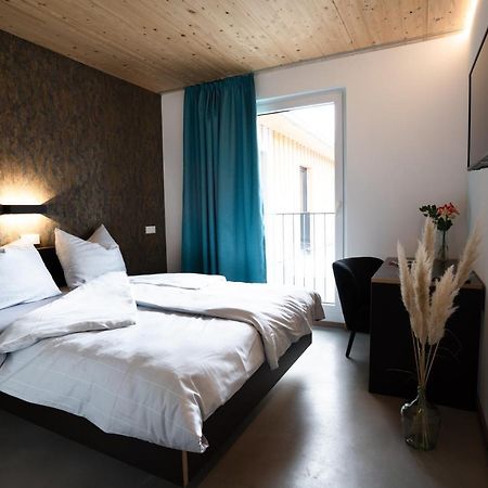 Motel Q Zimmern ob Rottweil Екстериор снимка