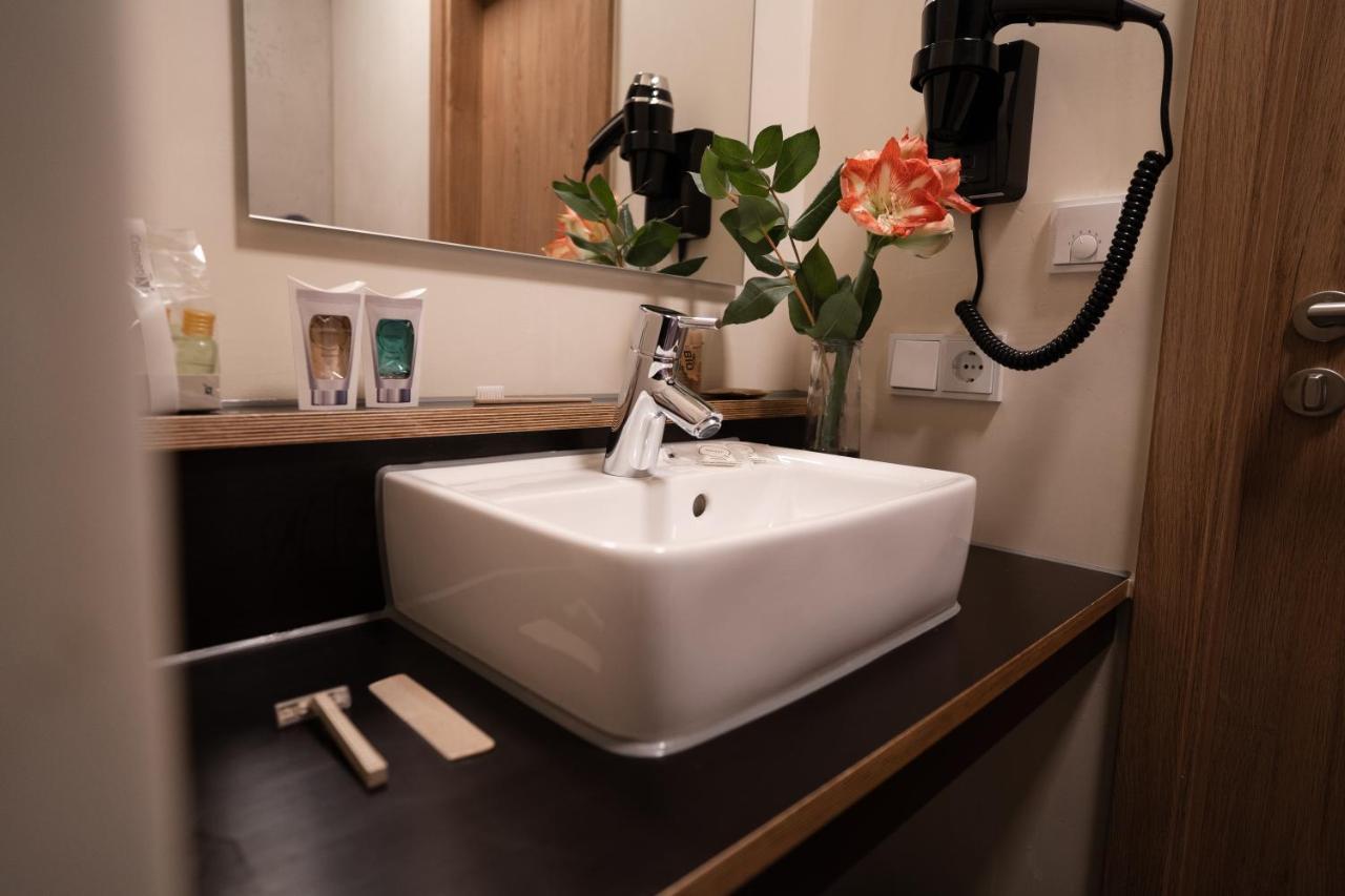 Motel Q Zimmern ob Rottweil Екстериор снимка