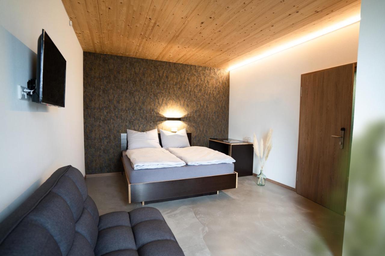 Motel Q Zimmern ob Rottweil Екстериор снимка